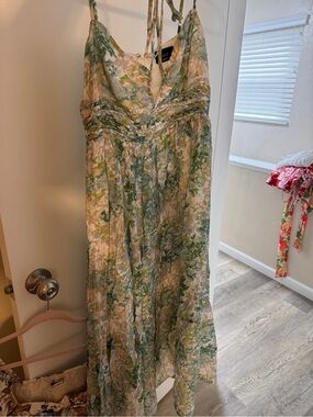 Vici Green and Cream Floral Maxi Dress